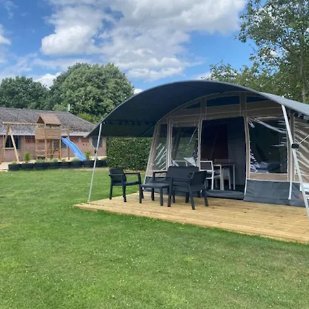 Minicamping De Lindenhoeve - Tent Hondje * Nistelrode