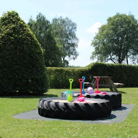 Chalet Minicamping De Lindenhoeve - Tent Hondje