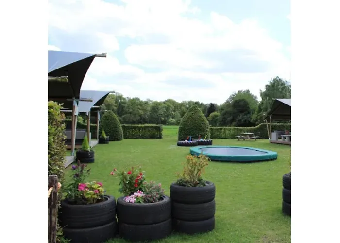 Chalet Minicamping De Lindenhoeve - Tent Hondje *