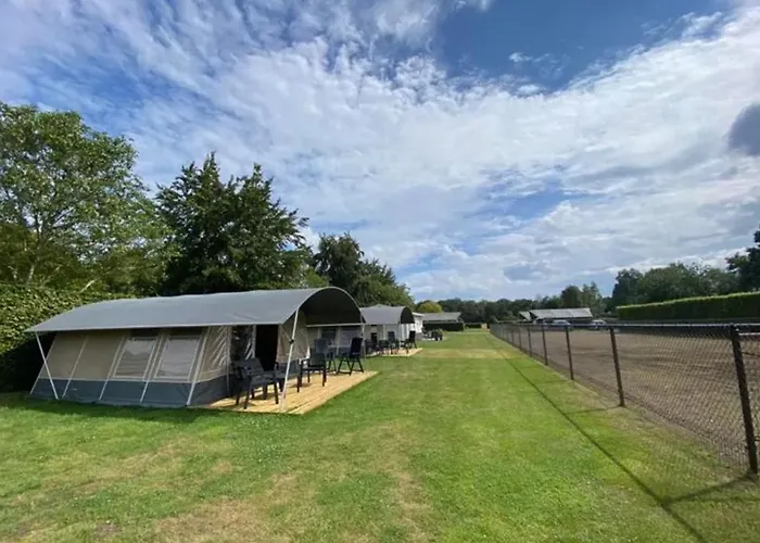 Chalet Minicamping De Lindenhoeve - Tent Hondje